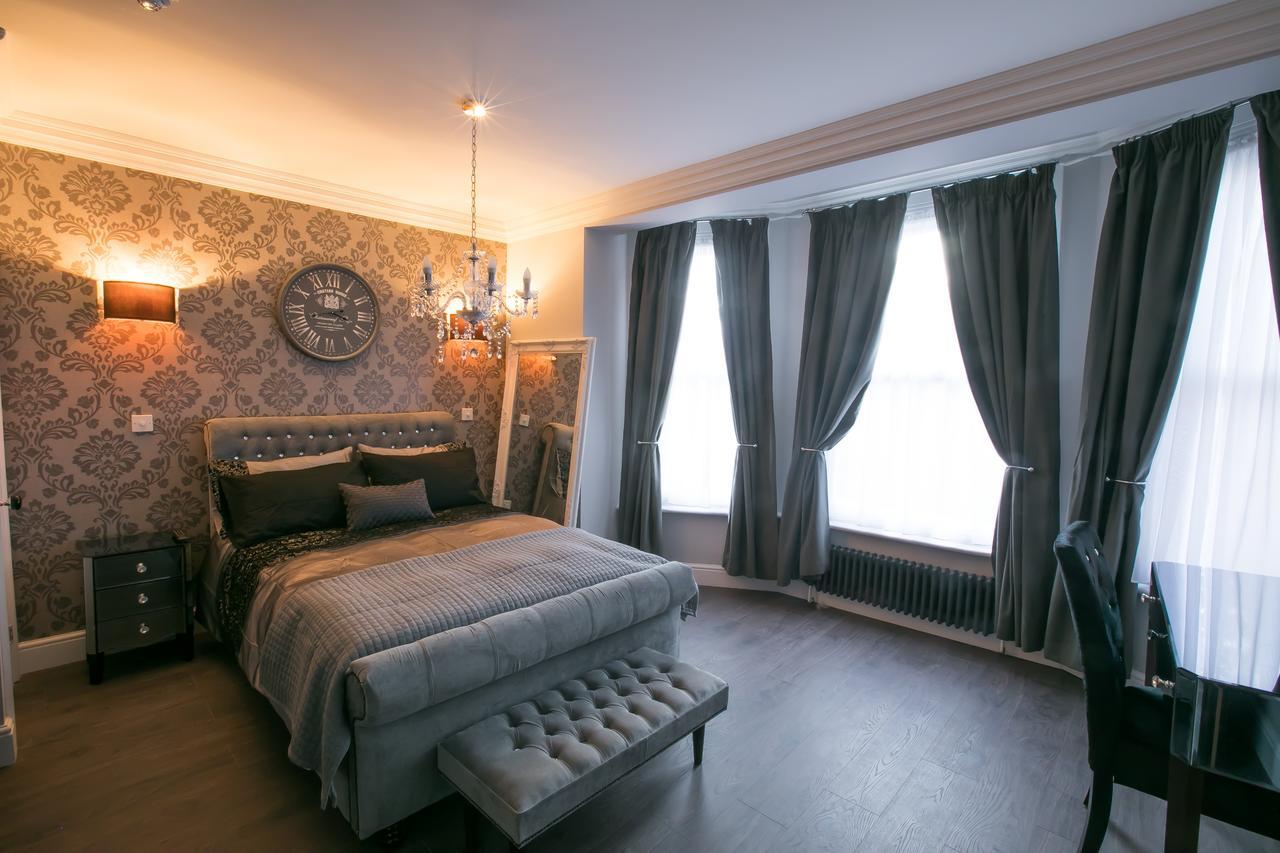 Apartments At Number 10 The Abbey Норвич Экстерьер фото